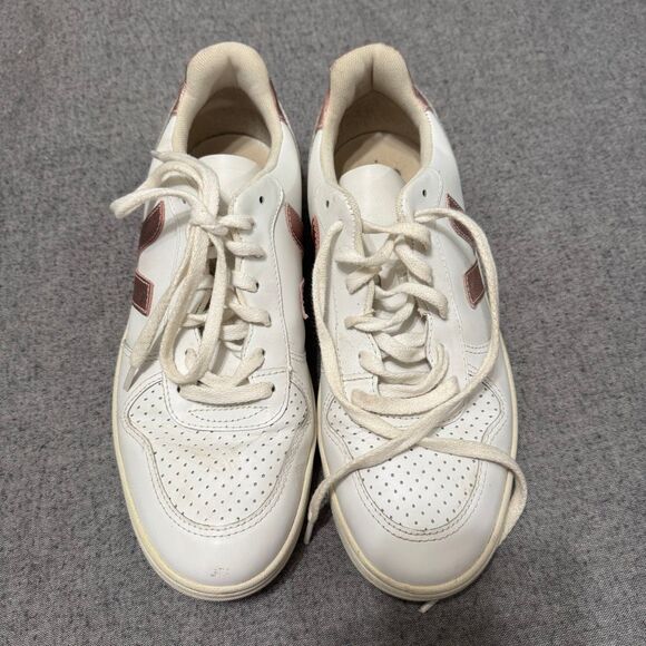 Veja V-10 Sneakers in white with metallic pink size women’s 10 - Picture 4 of 10